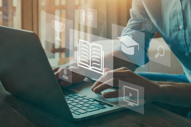 How Does Coursera Work?