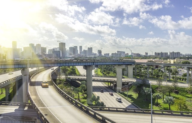 Difference Between a Class D & Class E Florida Driver's License