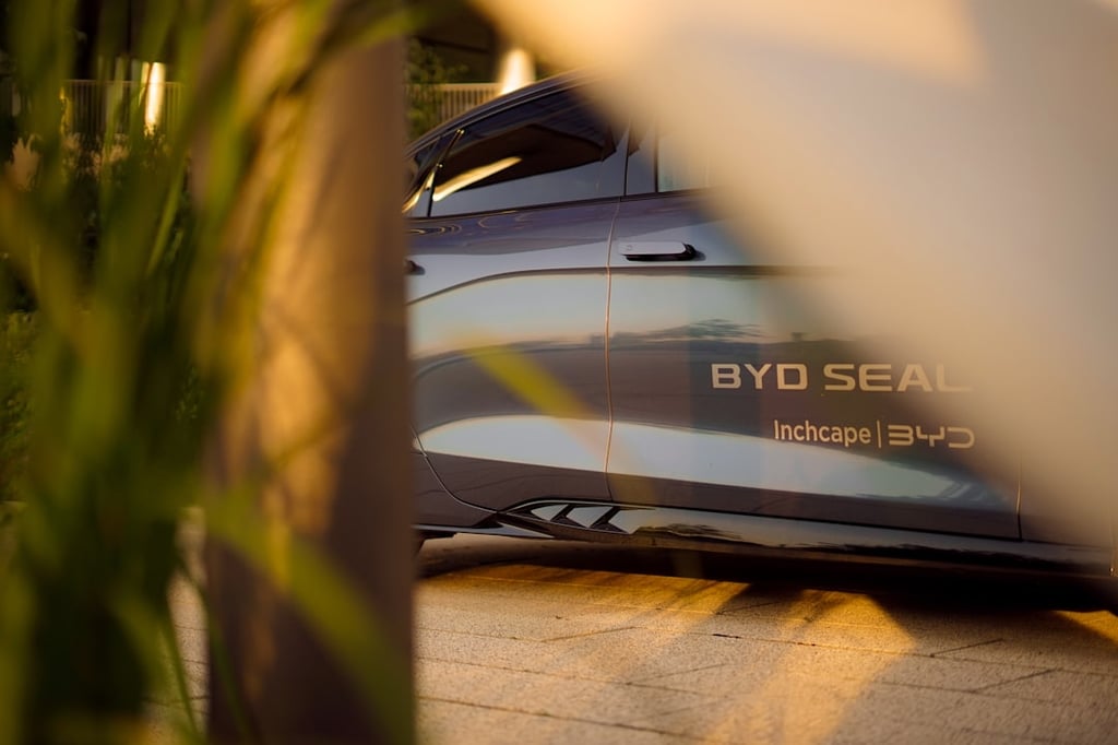 BYD vs Tesla 2025 sales: what investors should learn