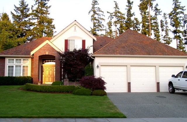 How to Replace the Wall Switch to a Garage Door Opener