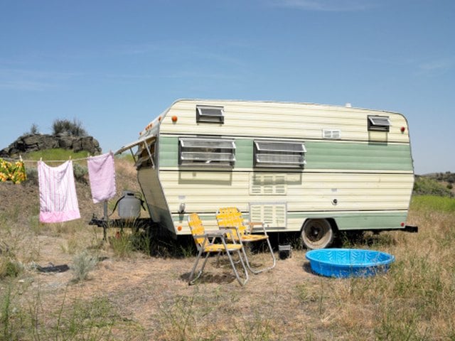 How to Finance a Travel Trailer With Poor Credit