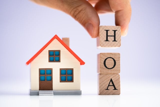 Factoring HOA Into Your Home Purchase