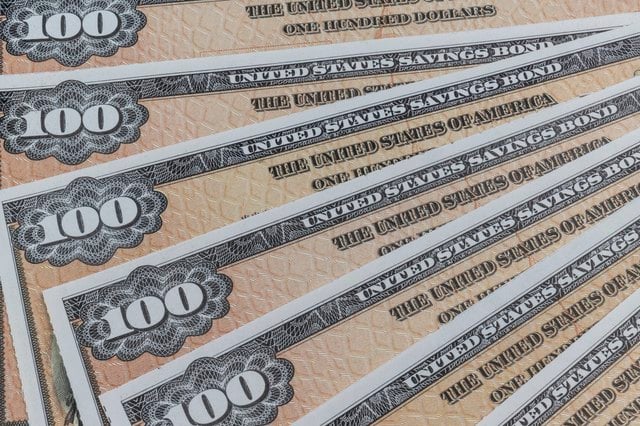 Are Savings Bonds Good Gifts?