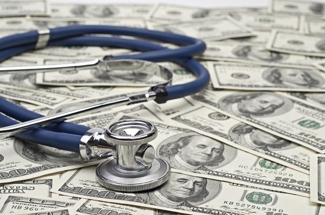 What Percentage of Health Insurance Do Employers Pay?