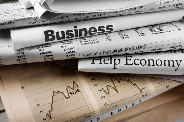 What Is the Time Lag in Monetary or Fiscal Policy?