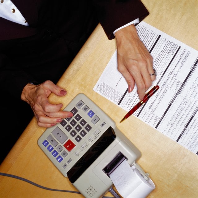 What Is the Tax on 401(k) Withdrawls After 65?