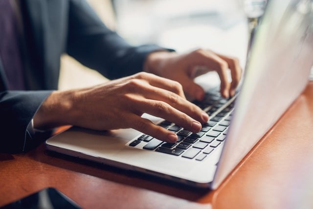 Simple Ways for Freelancers to Track Pitches & Keep Life in Order