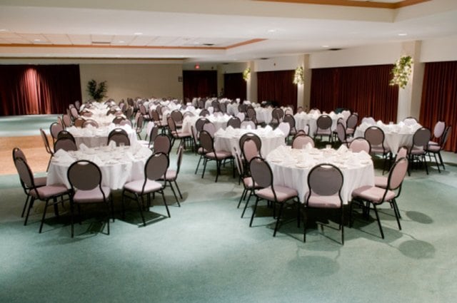 What Foods to Serve at a Banquet