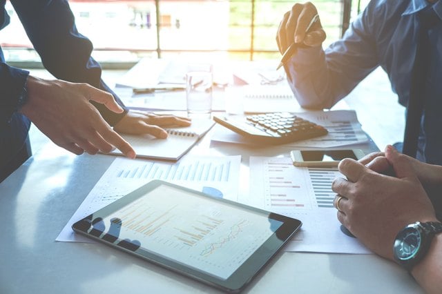 Advantages and Disadvantages of a Balance Sheet