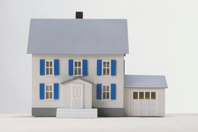 How to Make a Letter of Agreement to Sell a House