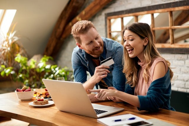 Can a Wife Use a Husband's Credit Card if She is Not a Co-Signer?