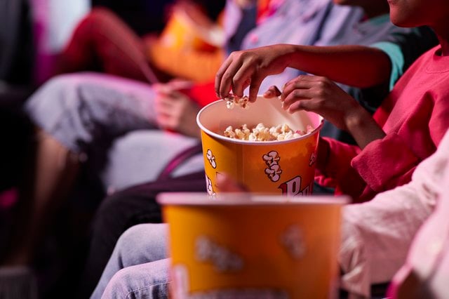 How Much Should Someone Budget for Entertainment?
