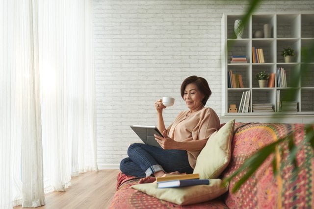 How to Check the Balance on an AT&T Rewards Card