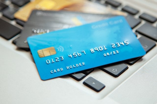 Rules on Credit Card Expiration Dates
