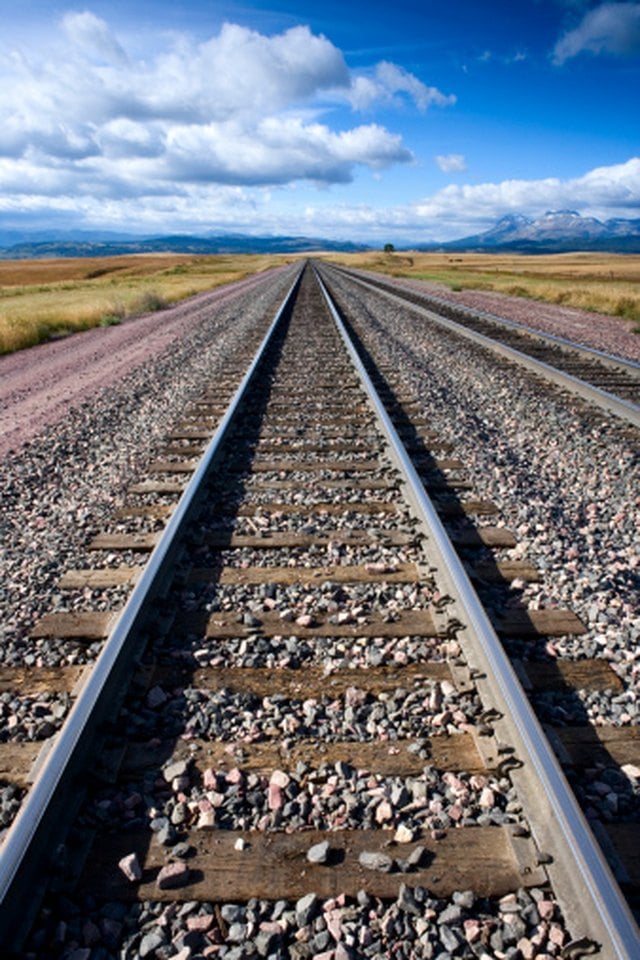 What Is the Difference Between Easement & Right of Way?