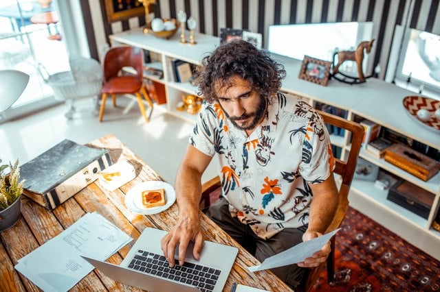How to Calculate Deductions & Adjustments on a W-4 Worksheet
