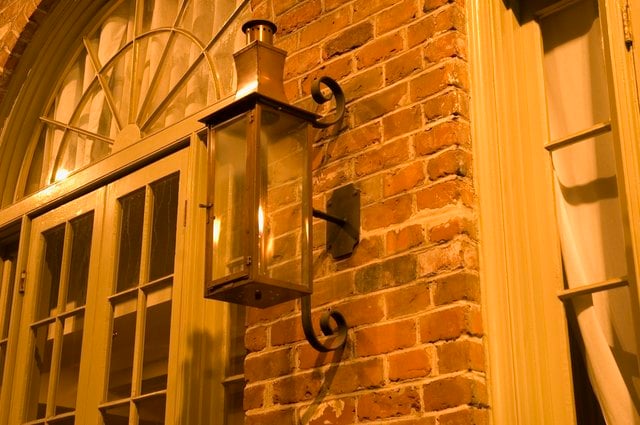 How Much Does a Gas Lamp Post Cost Per Year?