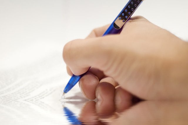 Difference Between Wills & Deeds