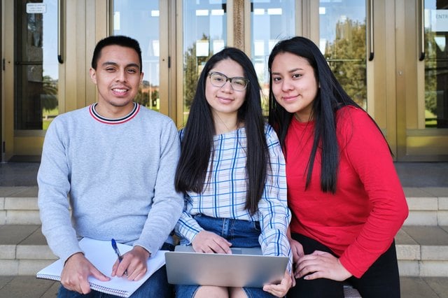 Can You Get Financial Aid for College If You Owe Another College?
