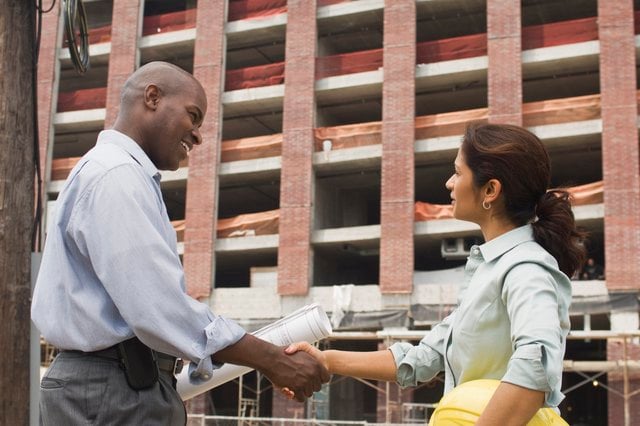 Do Independent Contractors Have to Pay Social Security Tax?