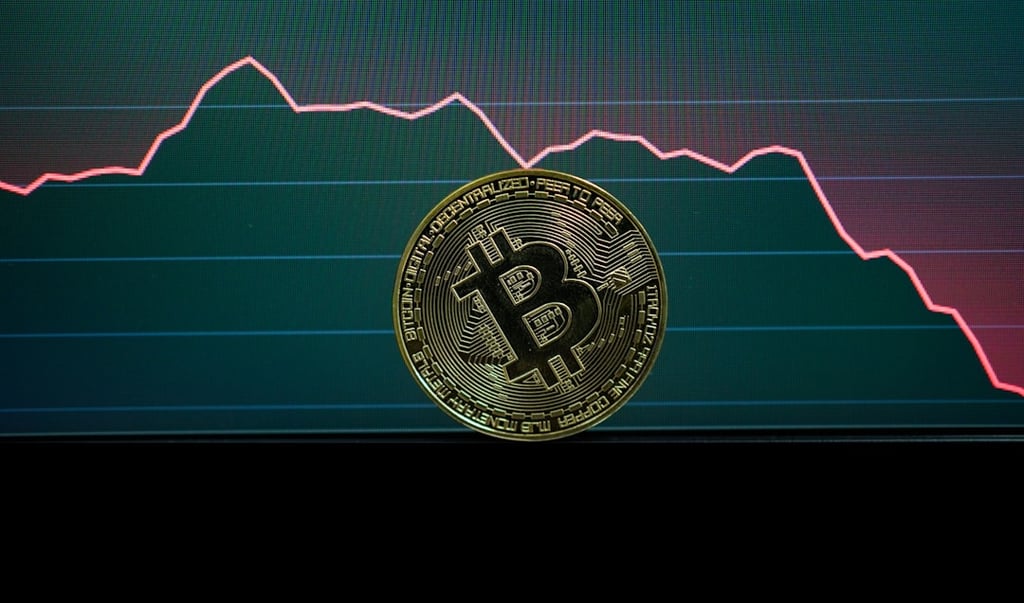 Strategy buys more Bitcoin despite potential sales signal: STRC explained
