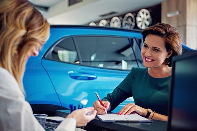 What Is a Cash Allowance When Buying a New Car?