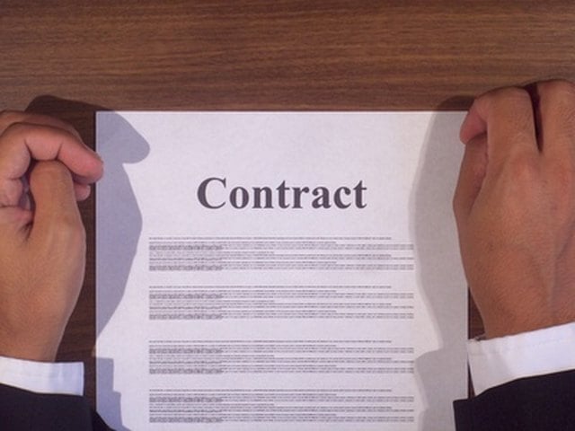 How to Sell a Car to a Private Party Through an Installment Plan