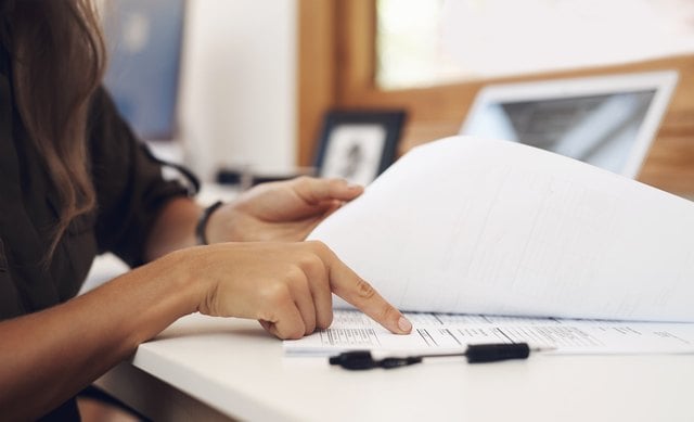 Can a Company Have a Positive Net Income but a Negative Cash Flow for the Same Year?