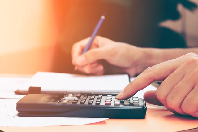 Can You Still Collect Unemployment If You Cash in Your 401(k)?