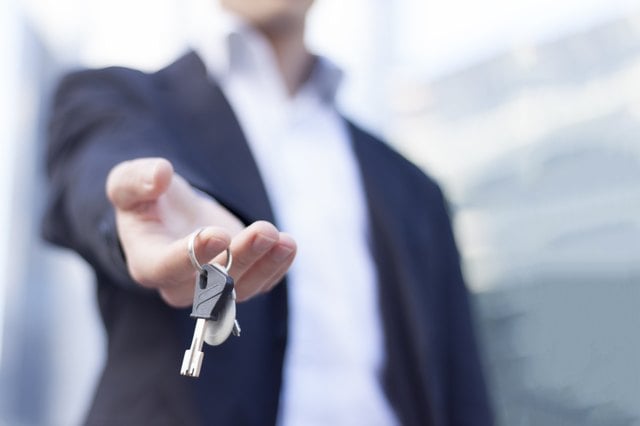 Sales Commission vs. Finder's Fee