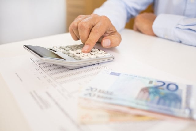 How to Calculate Residual Values