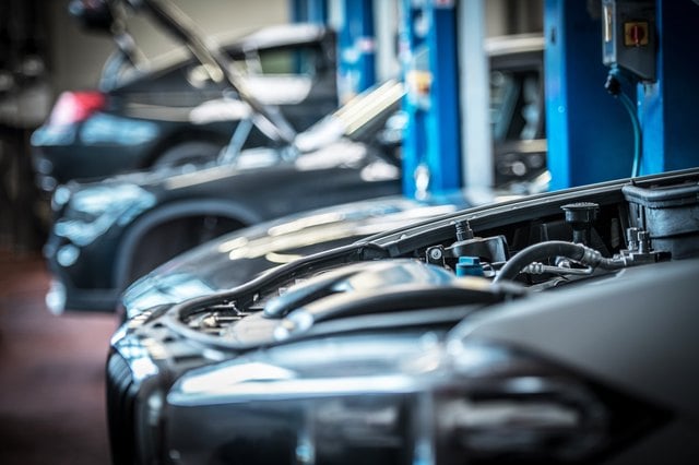 The Average Salary of an Owner of an Automotive Garage